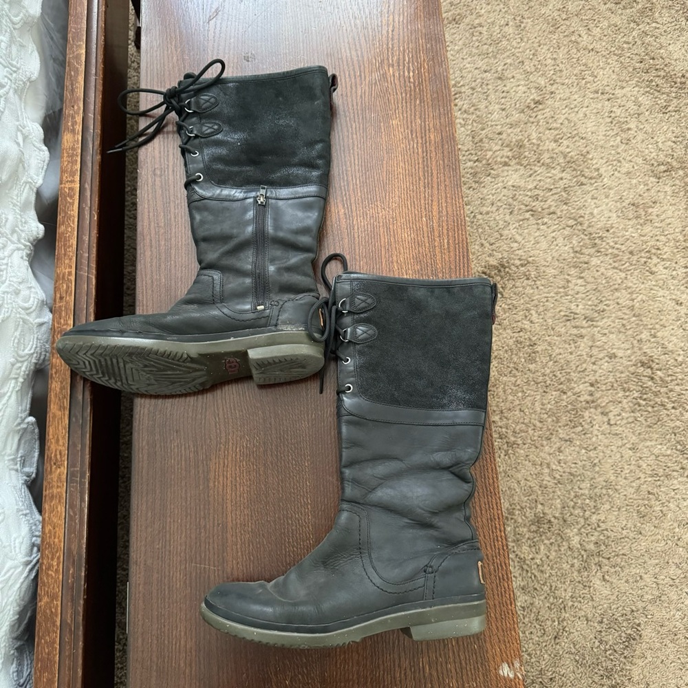 UGG Boots Womens 10 Elsa Tall Knee-High Black Leather Lace Up Comfort 1005578